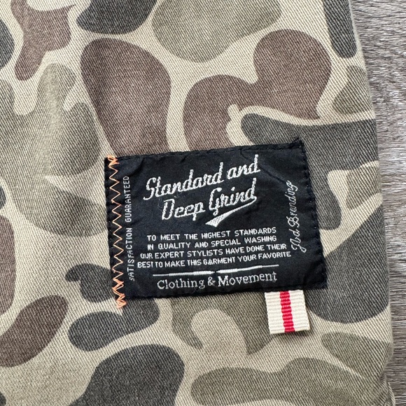 Standard & Grind Camo long sleeve button up shirt - Picture 3 of 6